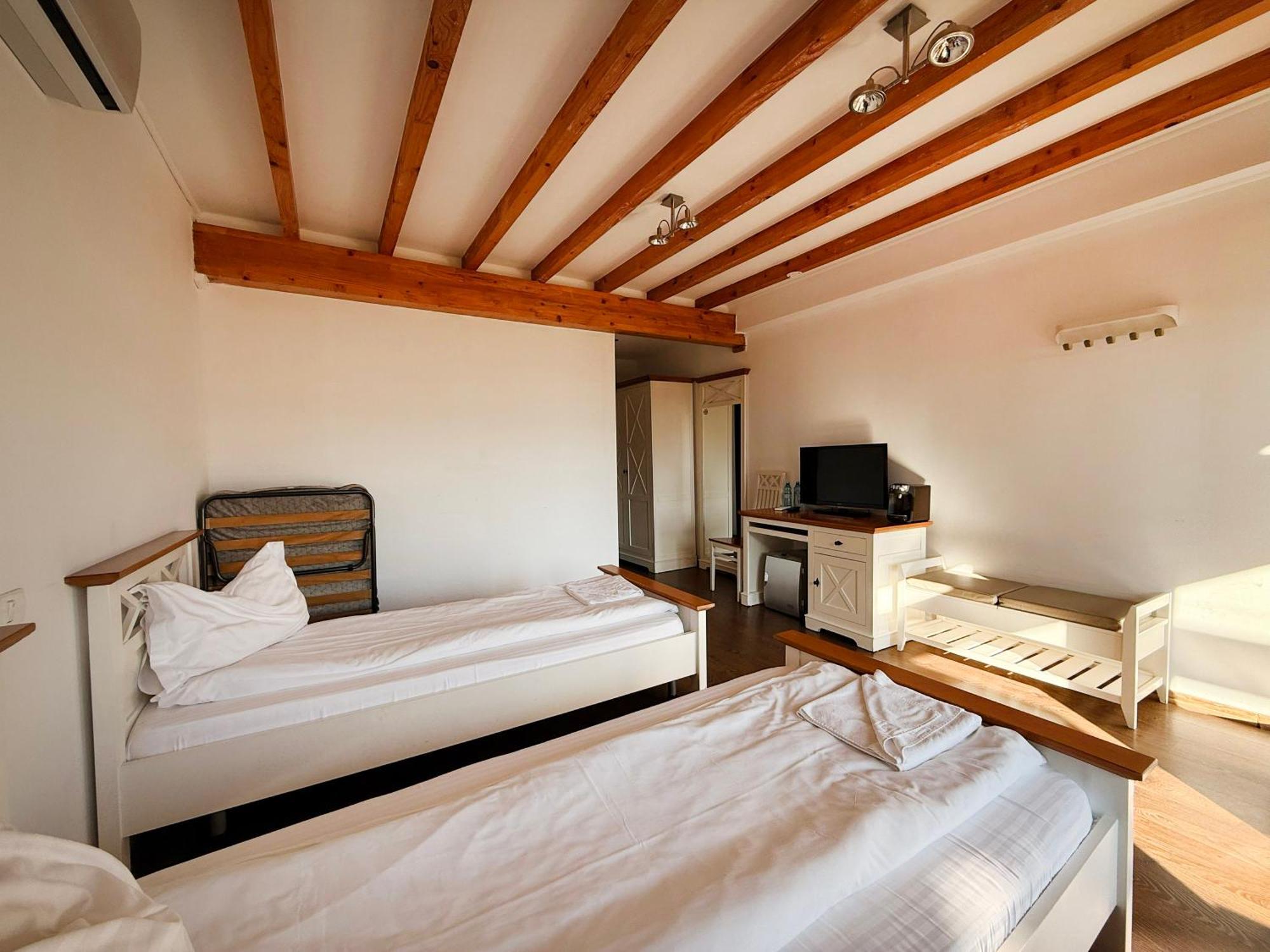 Lifeharbour Limanu Hotel Kültér fotó